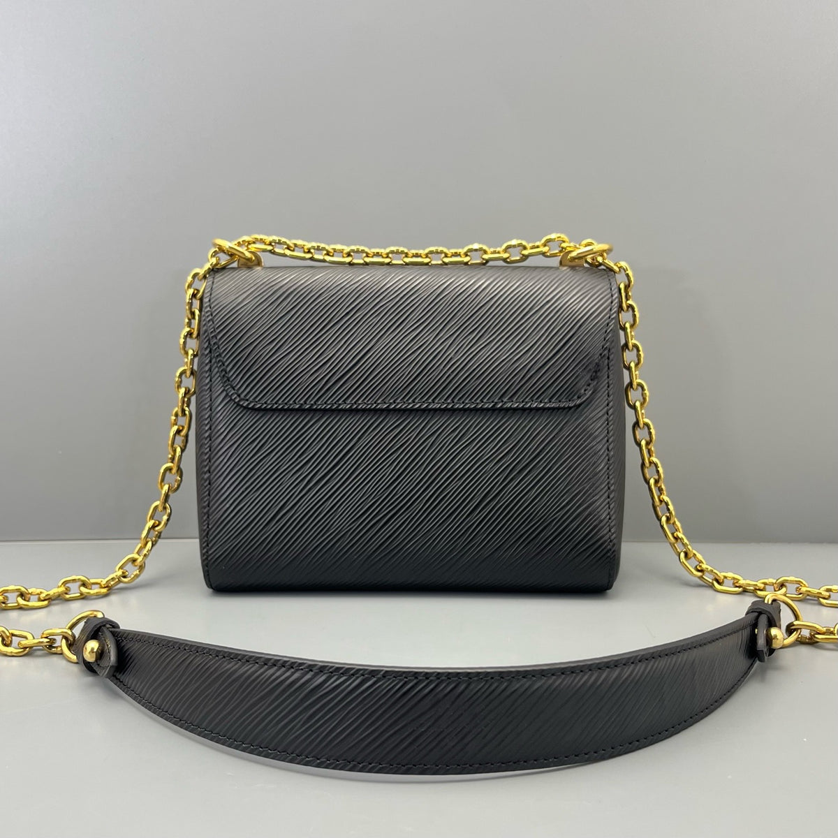 Louis Vuitton - Twist - Leather - Black - (small)
