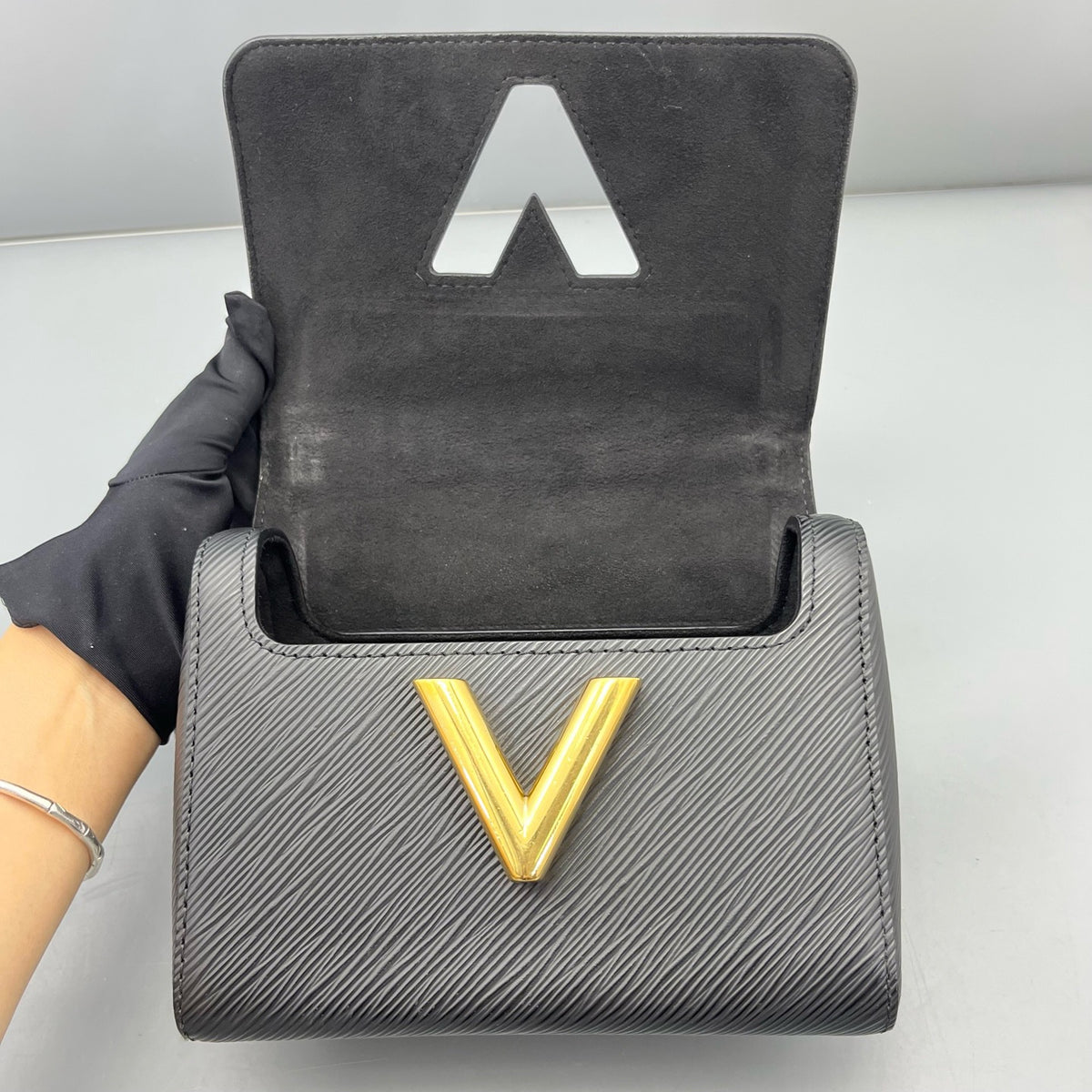 Louis Vuitton - Twist - Leather - Black - (small)