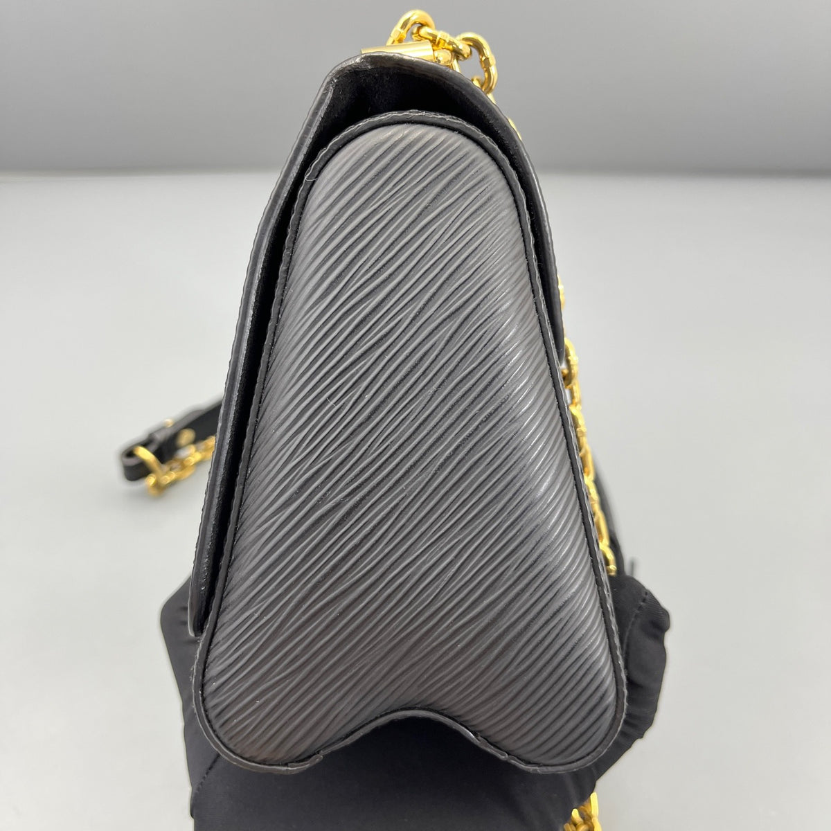 Louis Vuitton - Twist - Leather - Black - (small)
