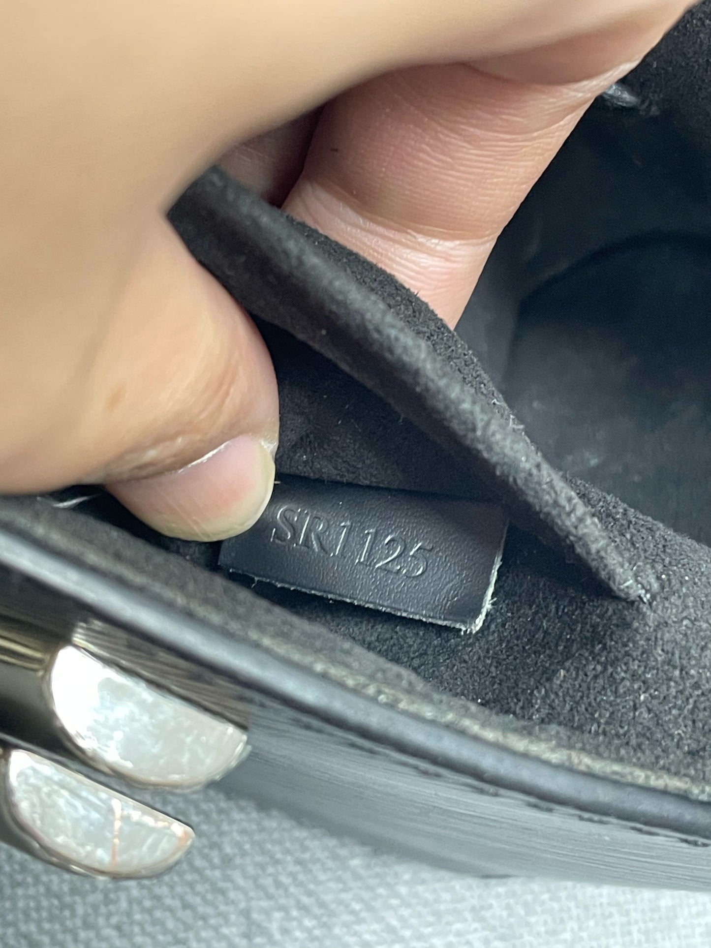 Louis Vuitton - Twist - Leather - Black - (small)