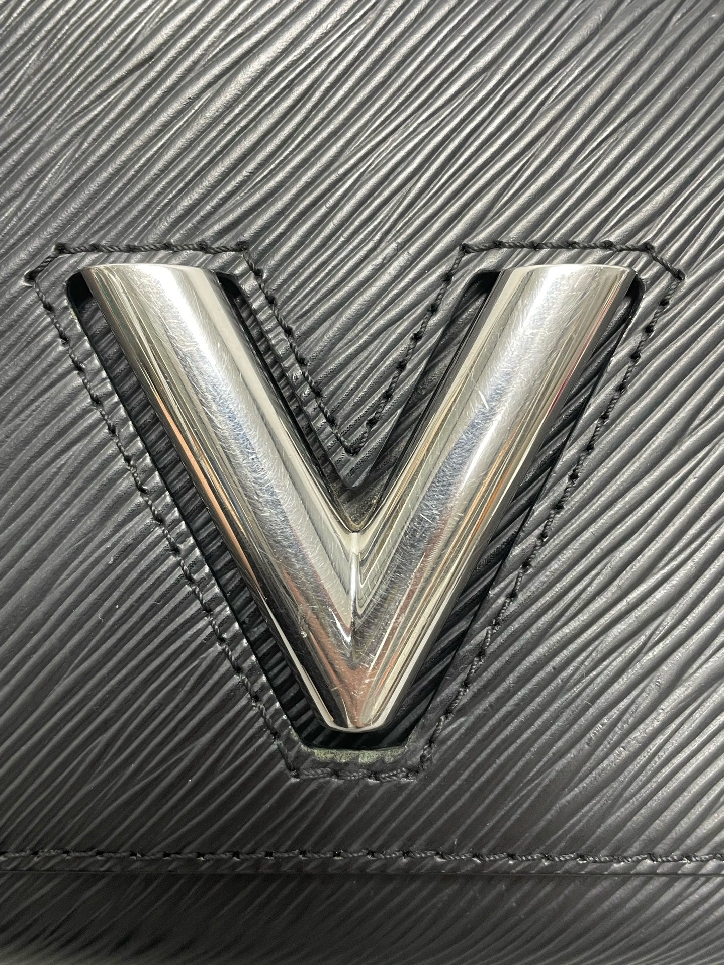 Louis Vuitton - Twist - Leather - Black - (small)