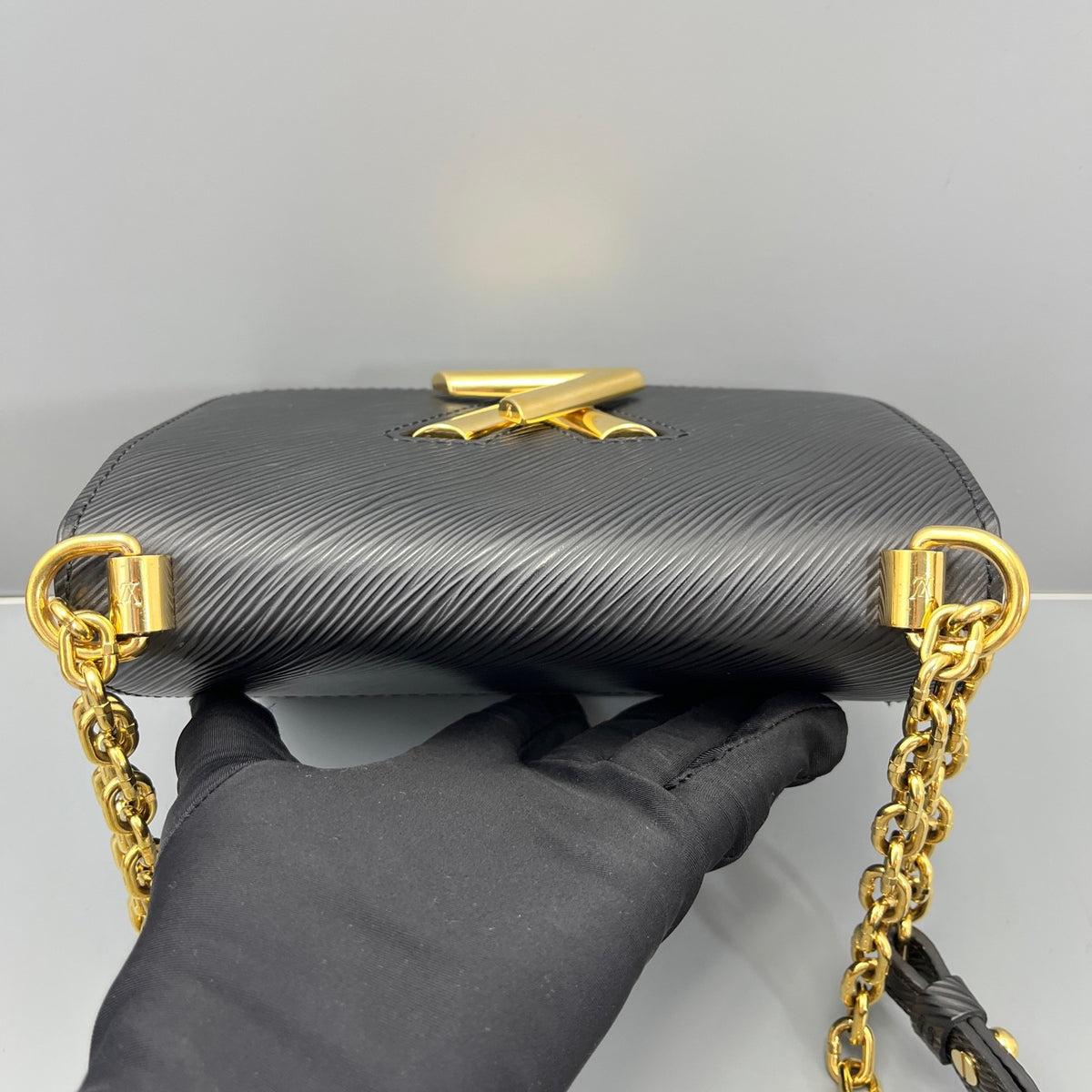 Louis Vuitton - Twist - Leather - Black - (small)