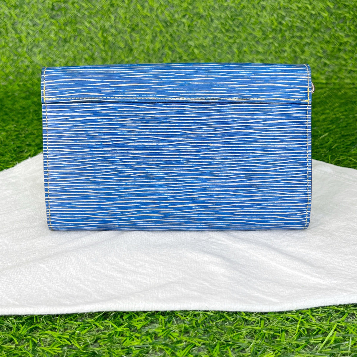 Louis Vuitton - Twist - Leather - Blue