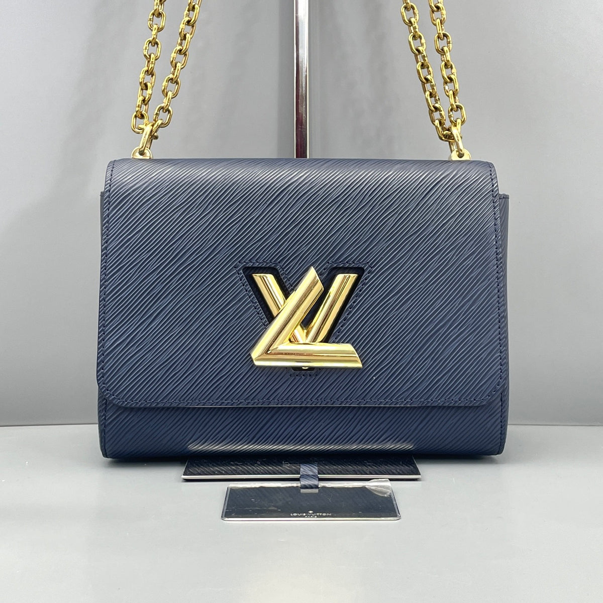 Louis Vuitton - Twist - Leather - Blue - (medium)