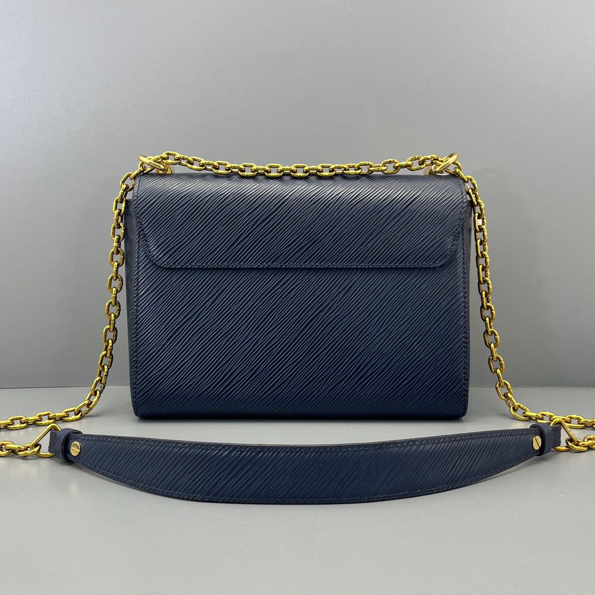 Louis Vuitton - Twist - Leather - Blue - (medium)