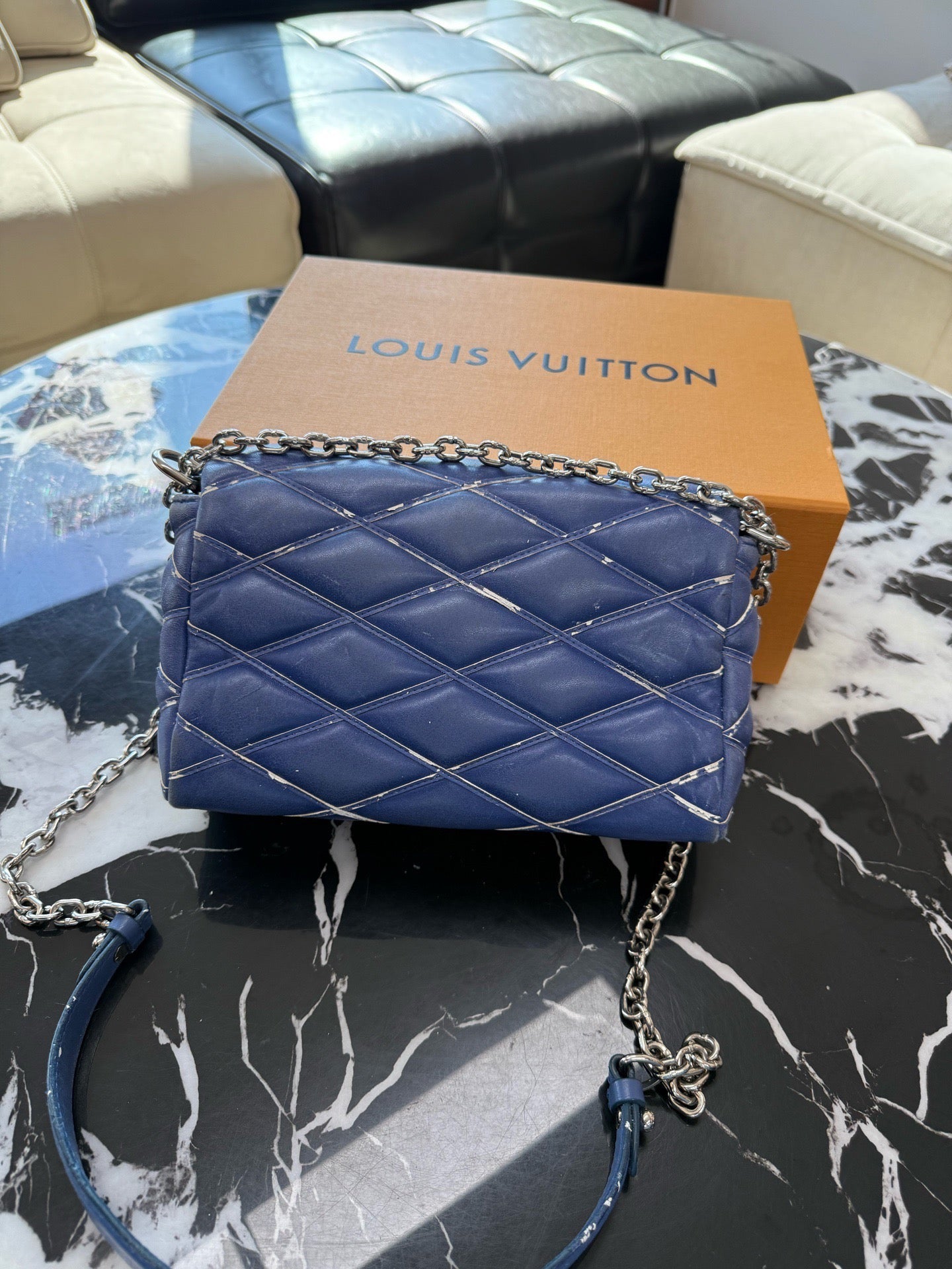 Louis Vuitton - Twist - Leather - Blue - (medium)