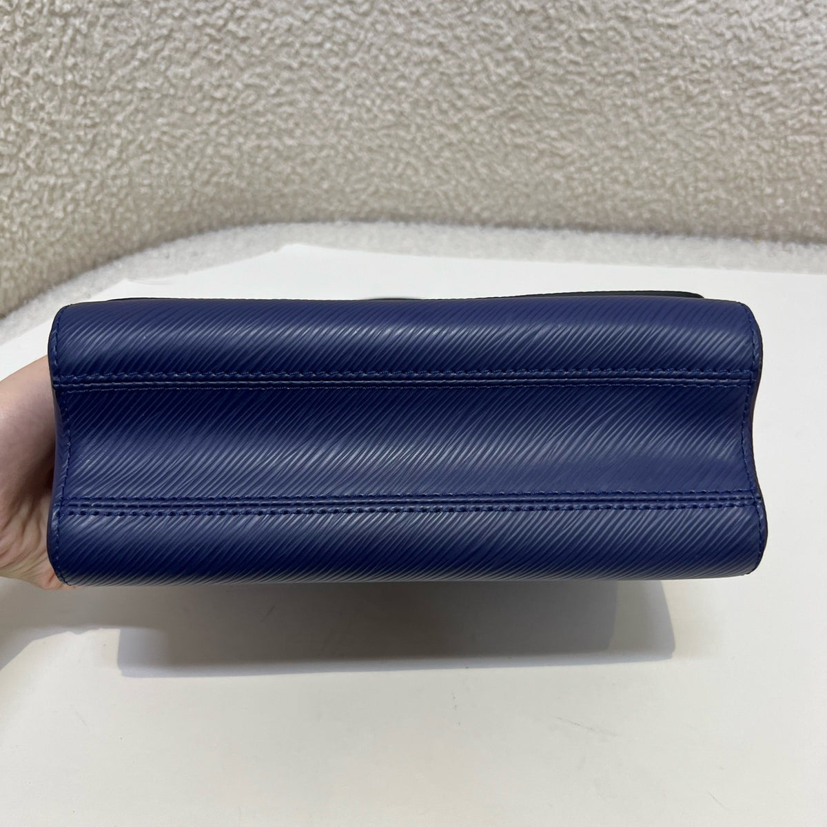 Louis Vuitton - Twist - Leather - Blue - (medium)
