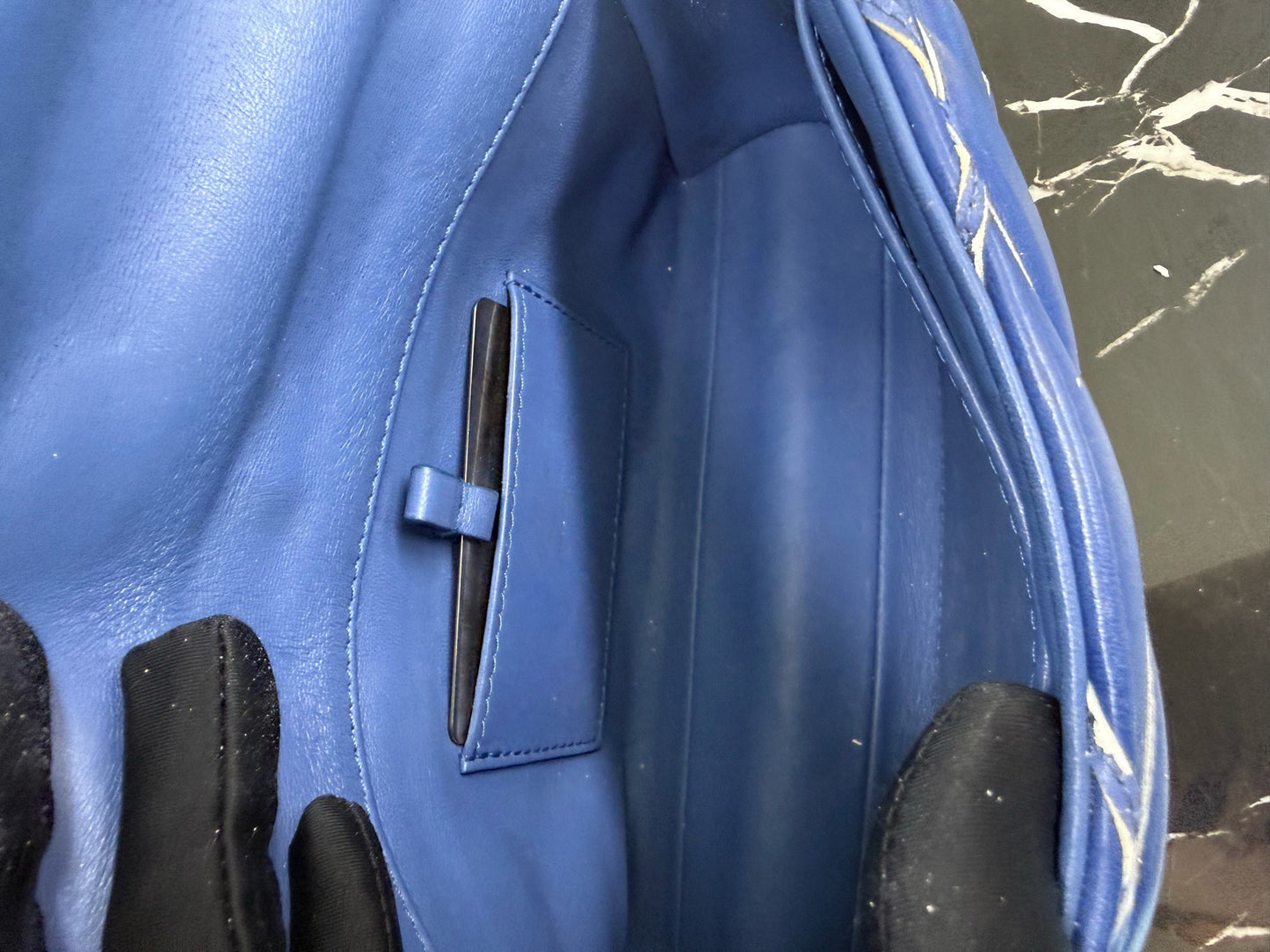 Louis Vuitton - Twist - Leather - Blue - (medium)