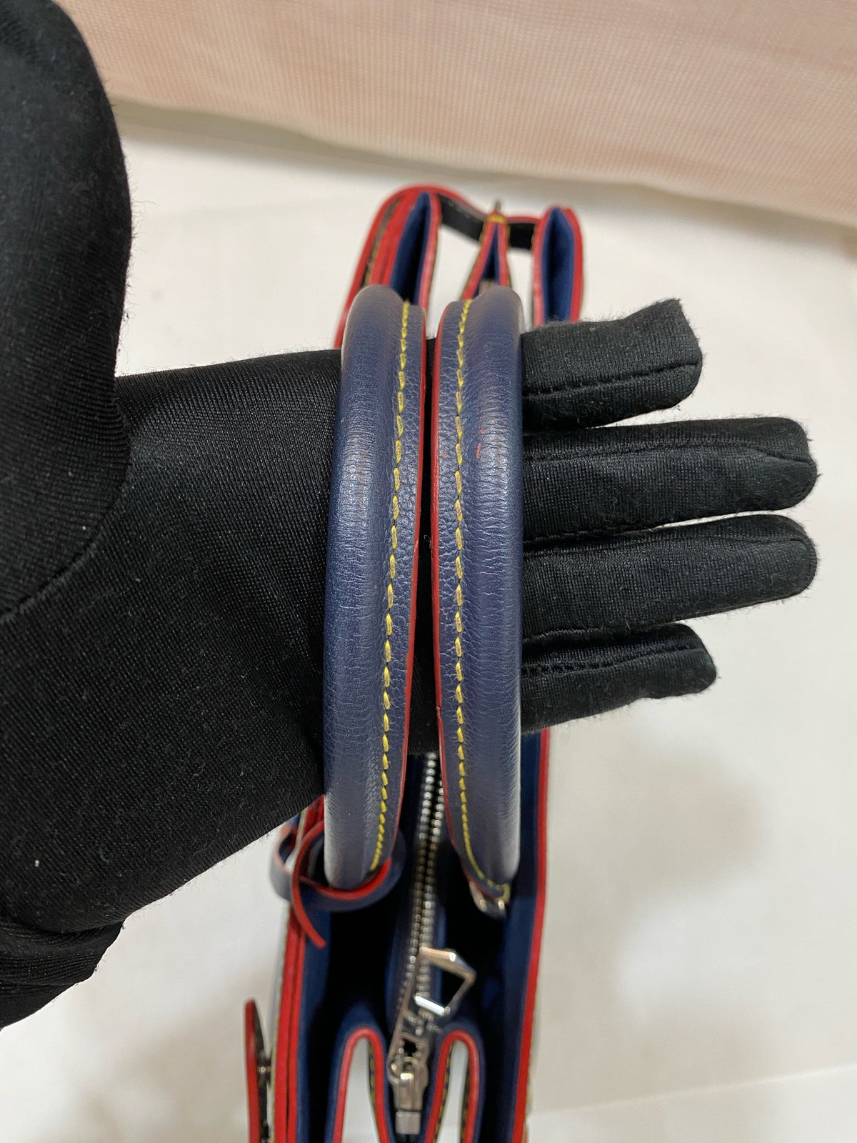 Louis Vuitton - Twist - Leather - Blue - (medium)