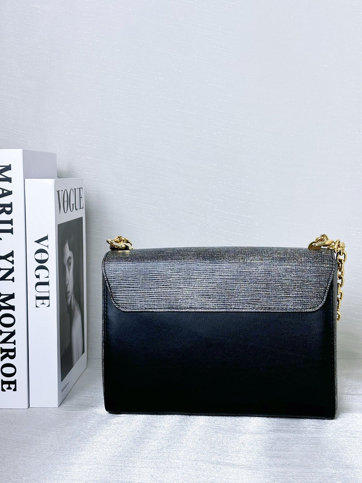 Louis Vuitton - Twist - Leather - Grey - (small)