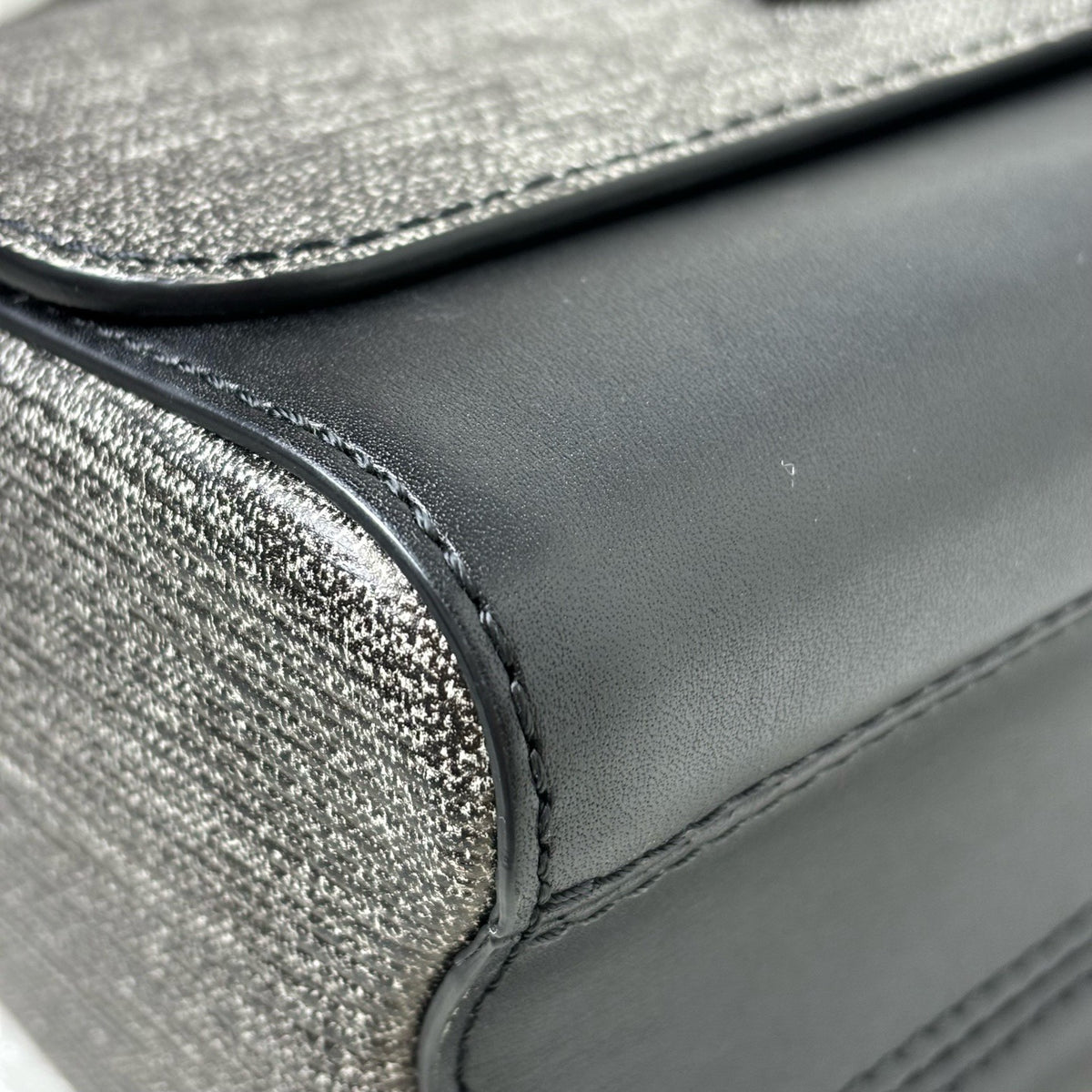 Louis Vuitton - Twist - Leather - Grey - (small)
