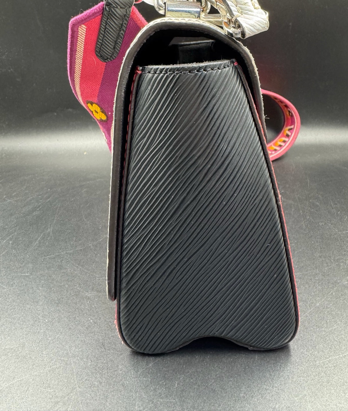 Louis Vuitton - Twist - Leather - Multicolour