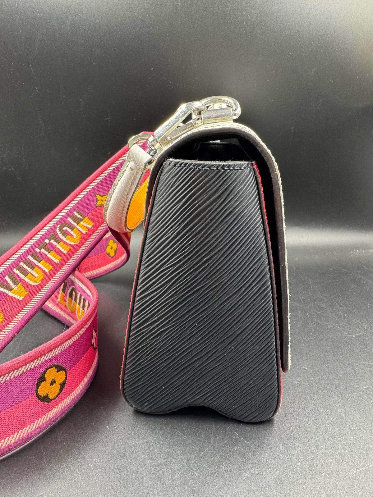 Louis Vuitton - Twist - Leather - Multicolour