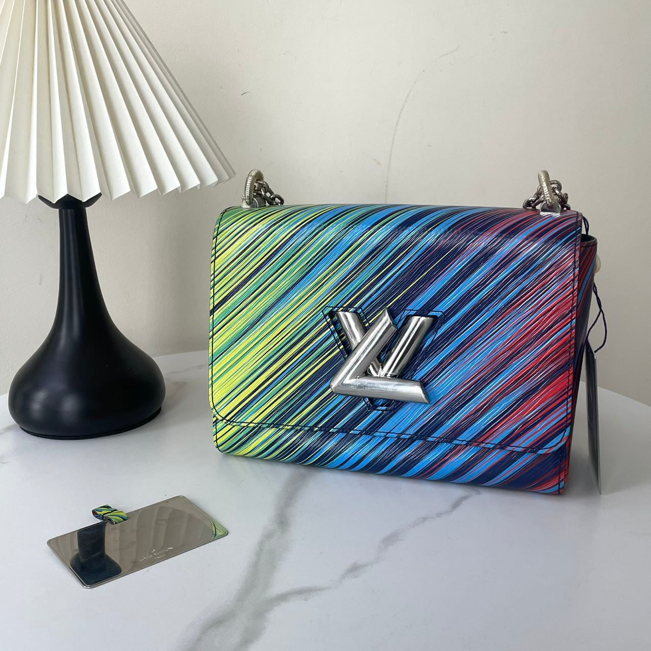 Louis Vuitton - Twist - Leather - Multicolour - (medium)