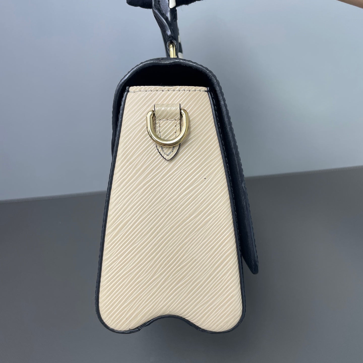Louis Vuitton - Twist - Leather - Multicolour - (medium)