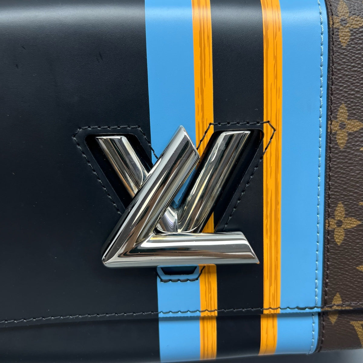 Louis Vuitton - Twist - Leather - Multicolour - (medium)