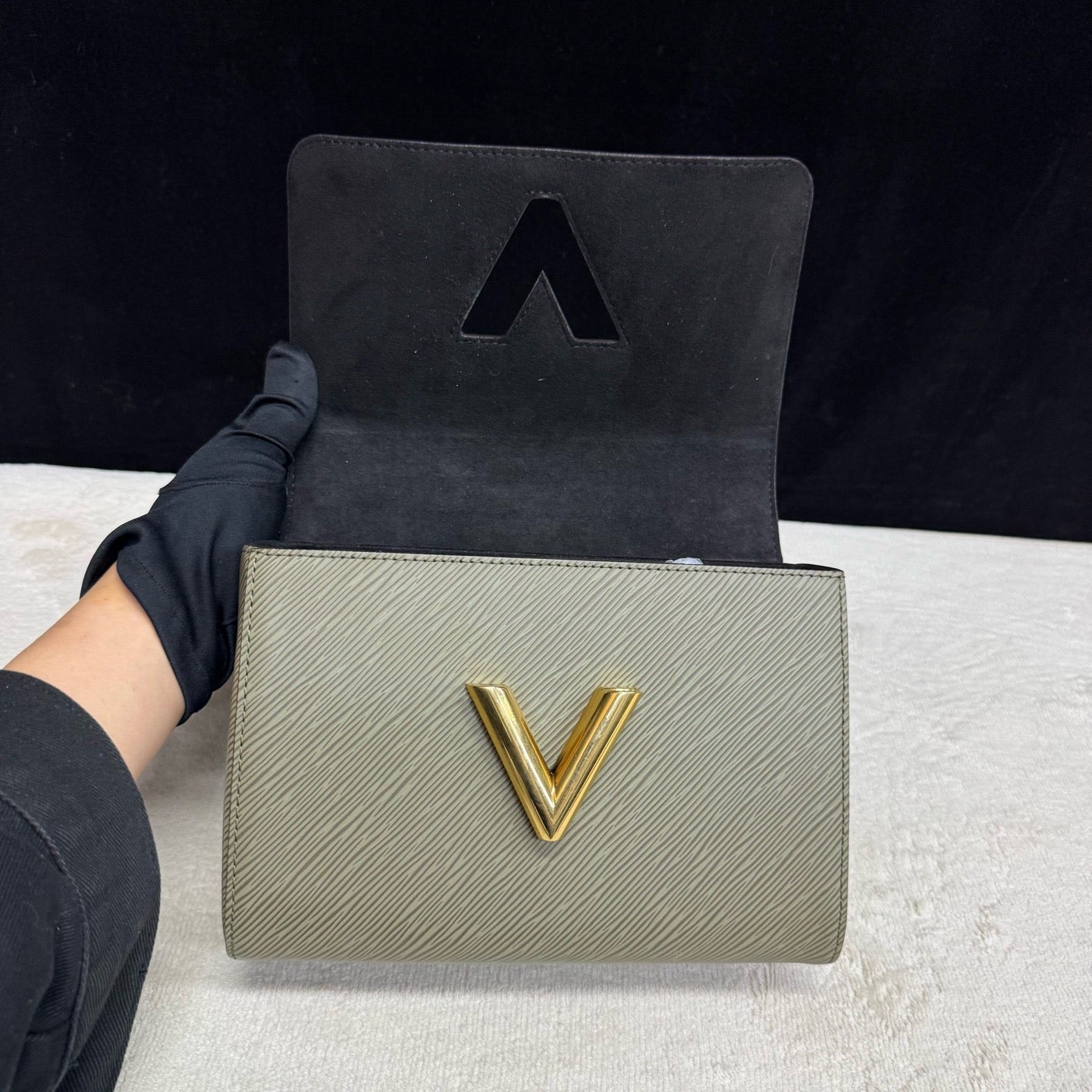 Louis Vuitton - Twist - Leather - Multicolour - (medium)