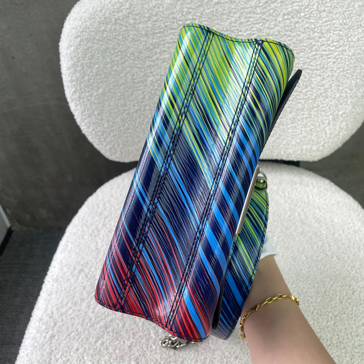 Louis Vuitton - Twist - Leather - Multicolour - (medium)