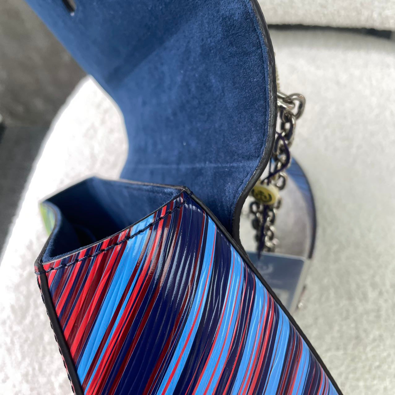 Louis Vuitton - Twist - Leather - Multicolour - (medium)