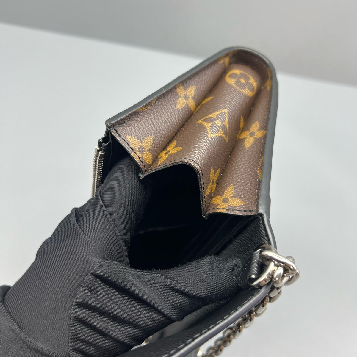 Louis Vuitton - Twist - Leather - Multicolour - (mini)