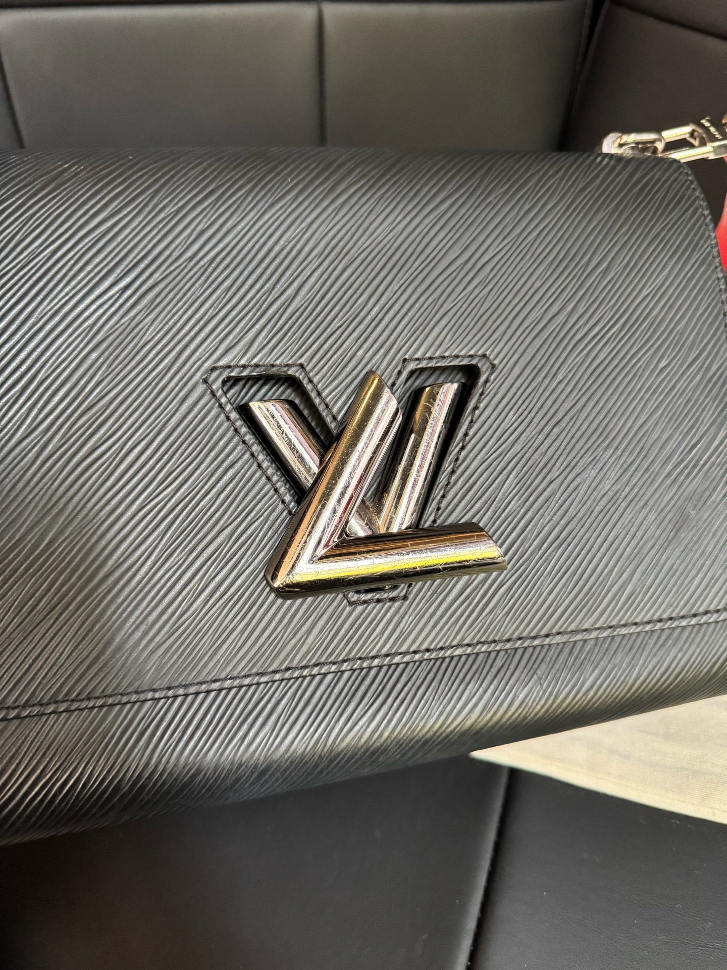 Louis Vuitton - Twist - Leather - Multicolour - (small)