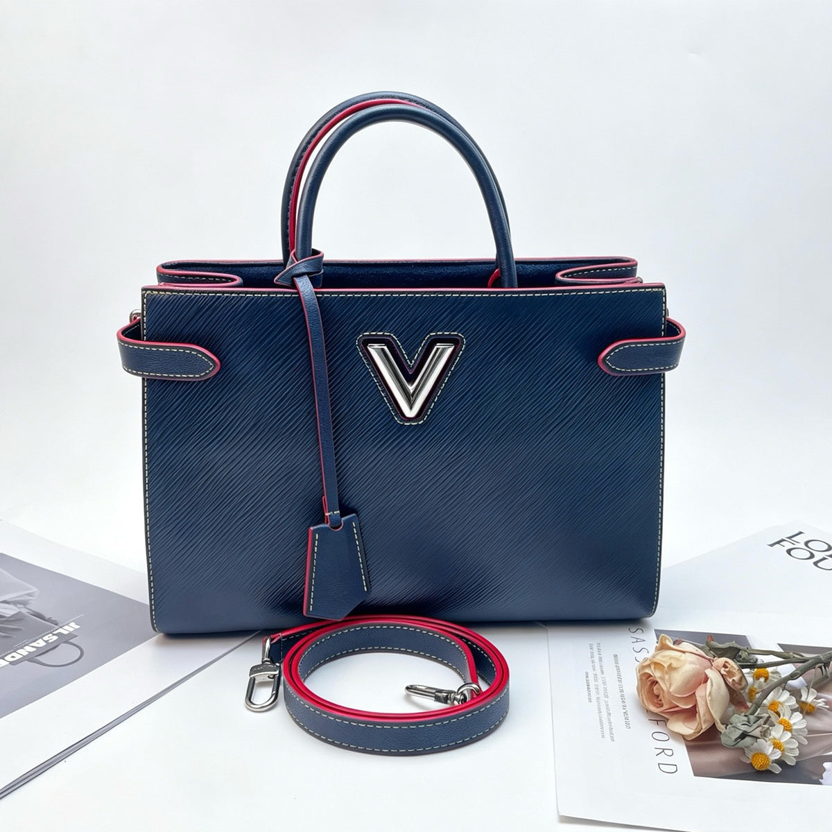 Louis Vuitton - Twist - Leather - Navy