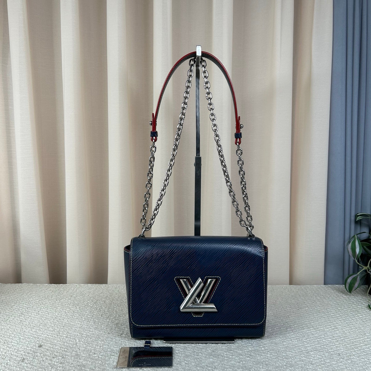 Louis Vuitton - Twist - Leather - Navy