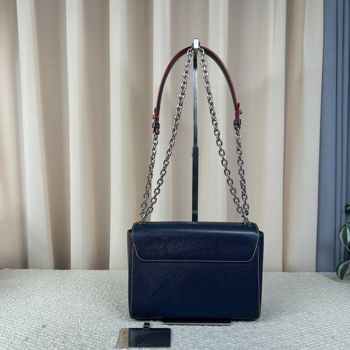 Louis Vuitton - Twist - Leather - Navy