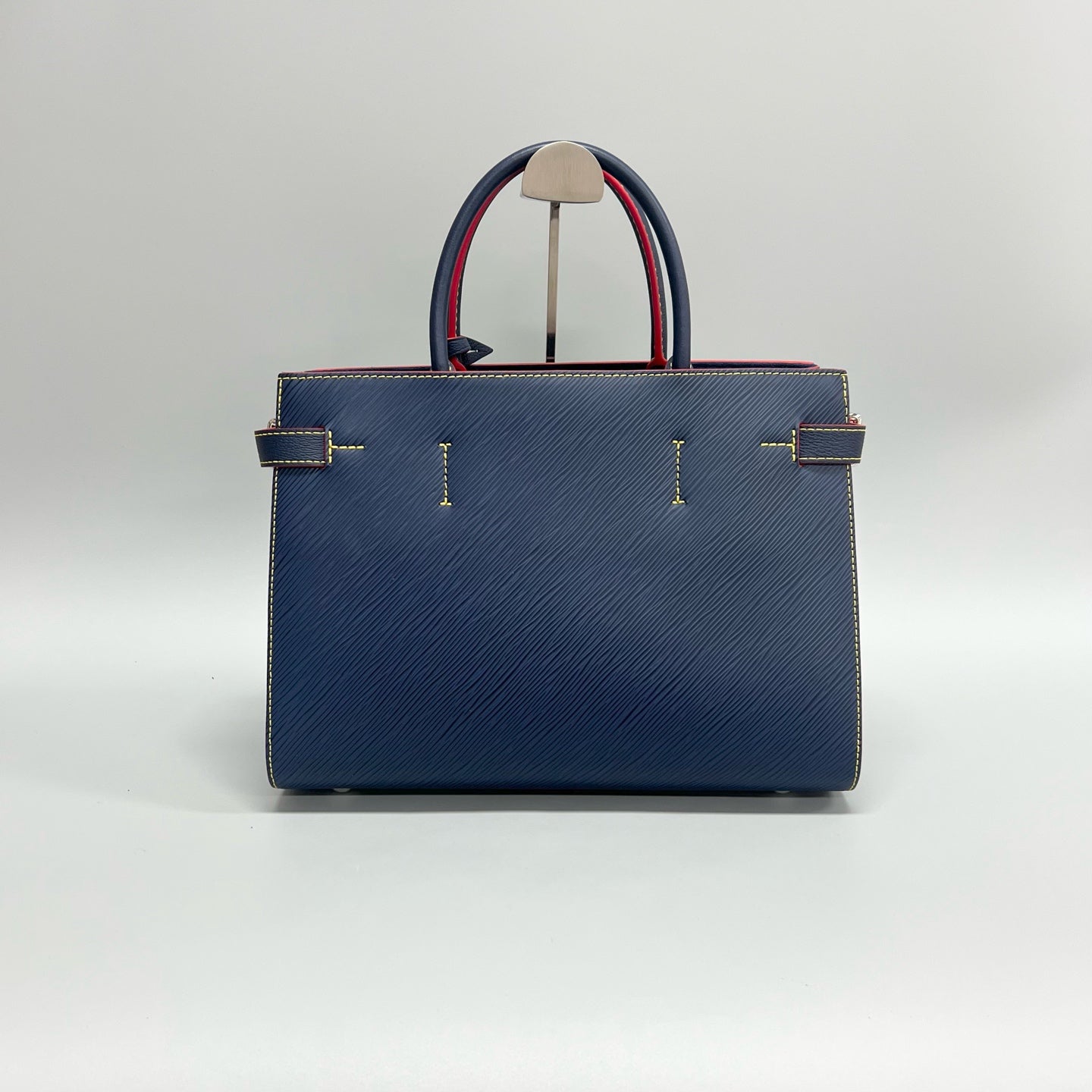 Louis Vuitton - Twist - Leather - Navy - (medium)