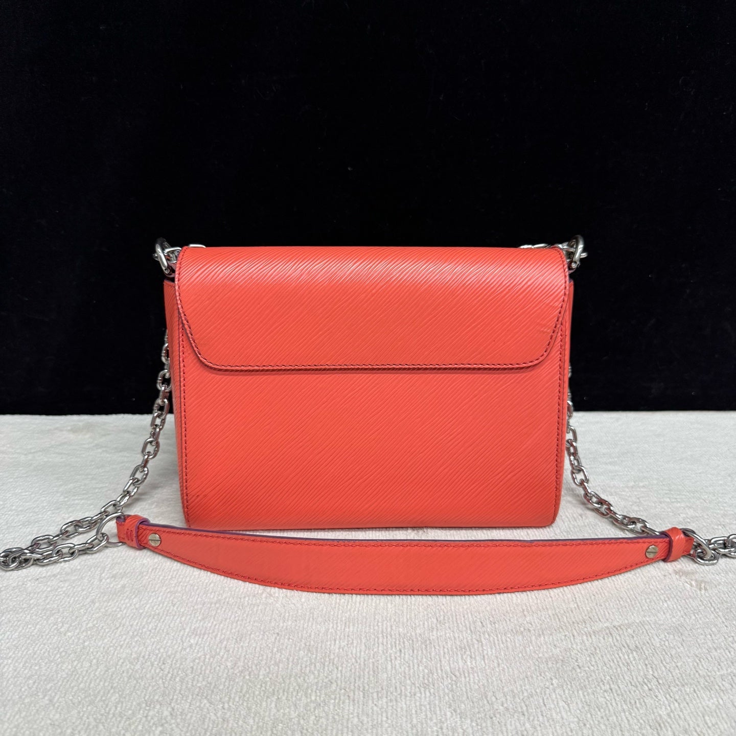 Louis Vuitton - Twist - Leather - Orange - (medium)