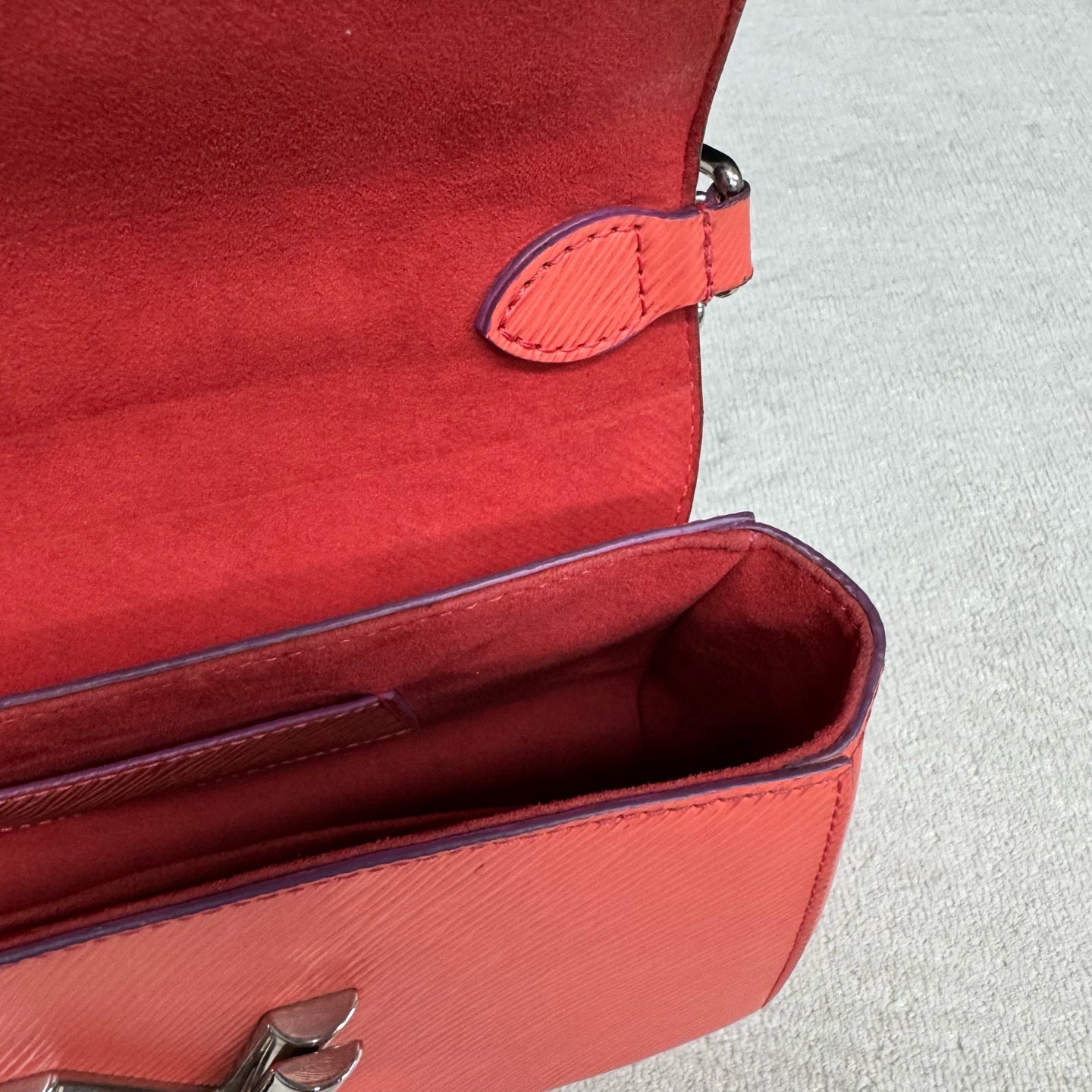 Louis Vuitton - Twist - Leather - Orange - (medium)