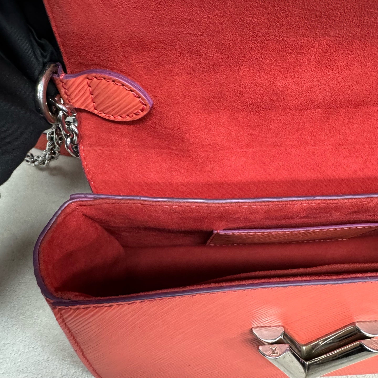 Louis Vuitton - Twist - Leather - Orange - (medium)
