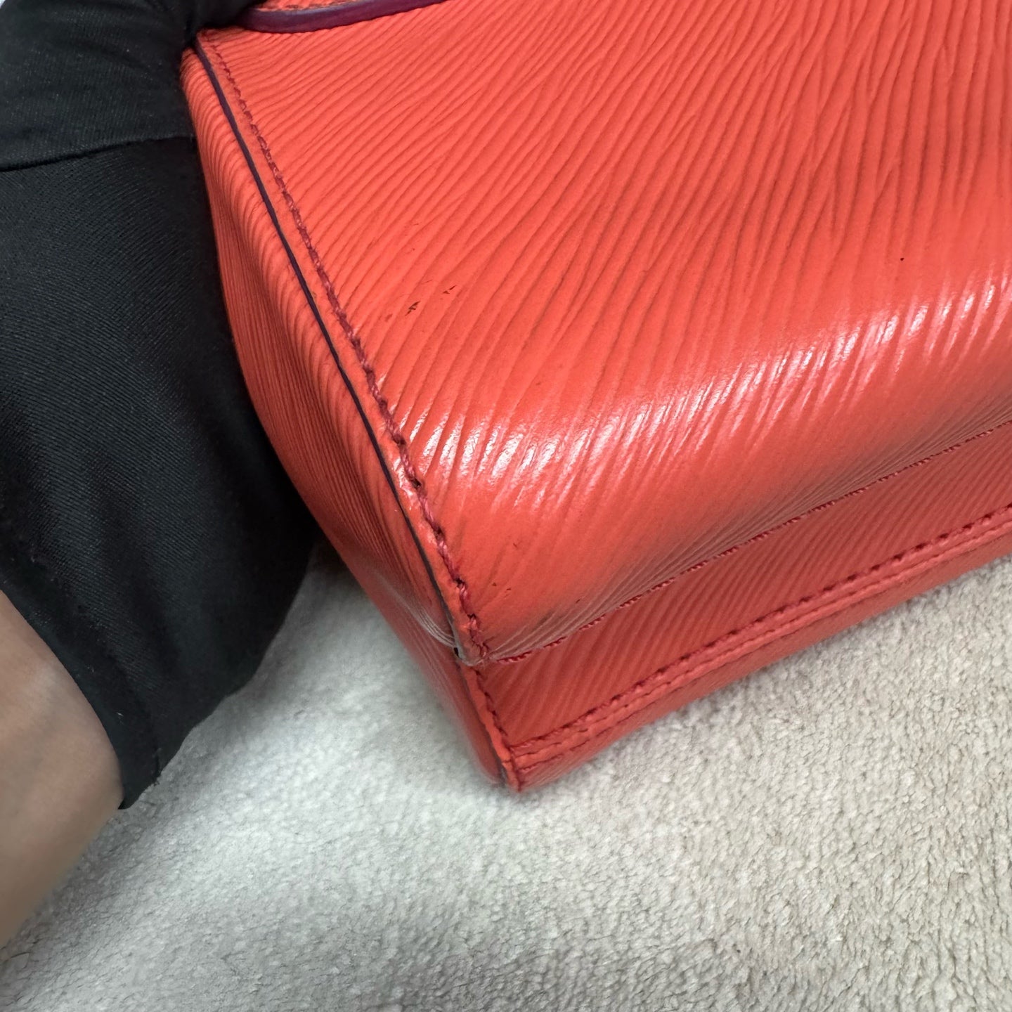 Louis Vuitton - Twist - Leather - Orange - (medium)