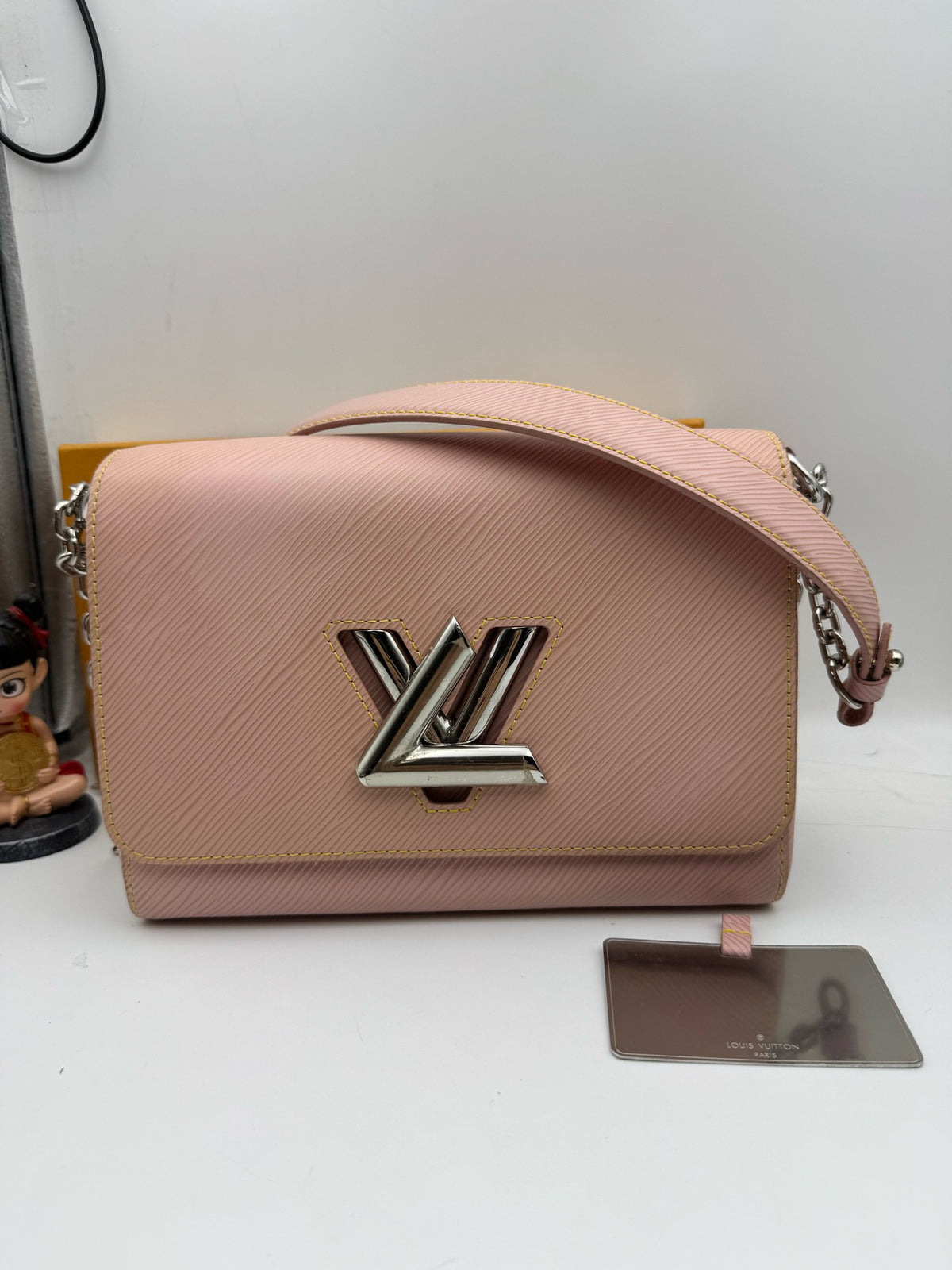 Louis Vuitton - Twist - Leather - Pink