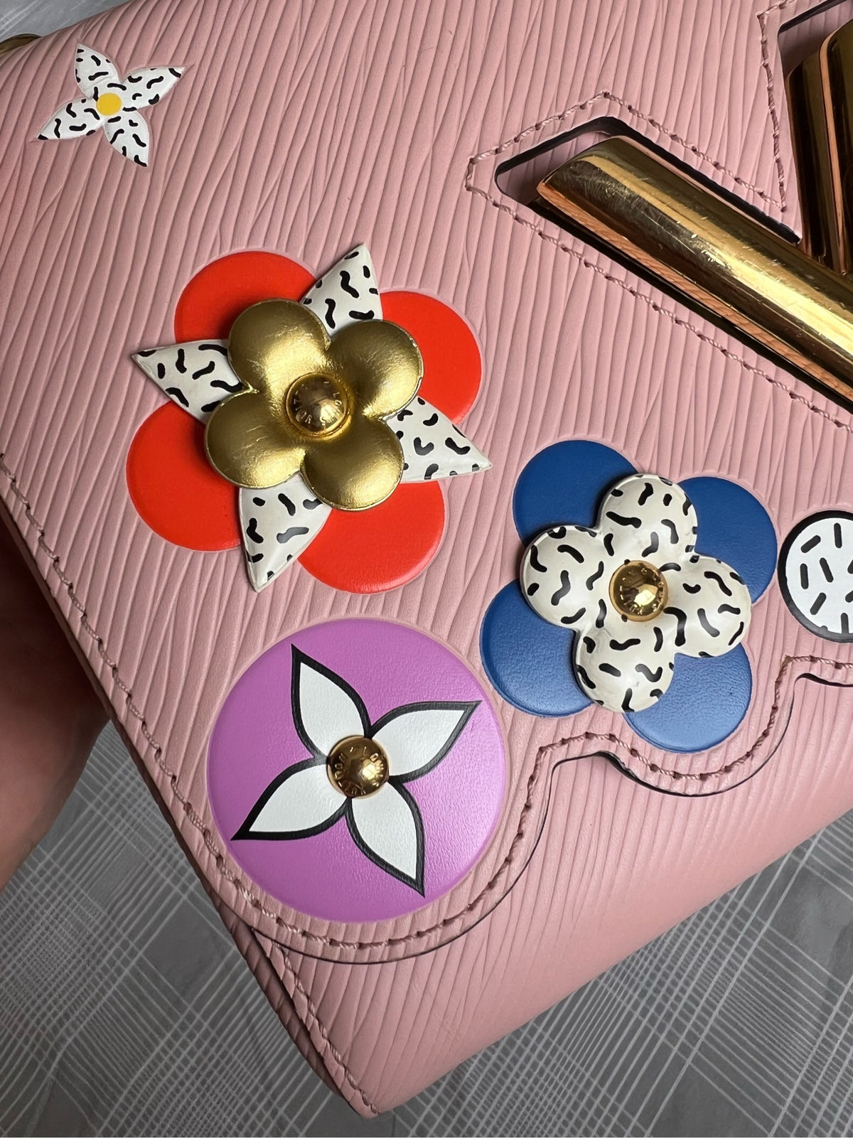 Louis Vuitton - Twist - Leather - Pink