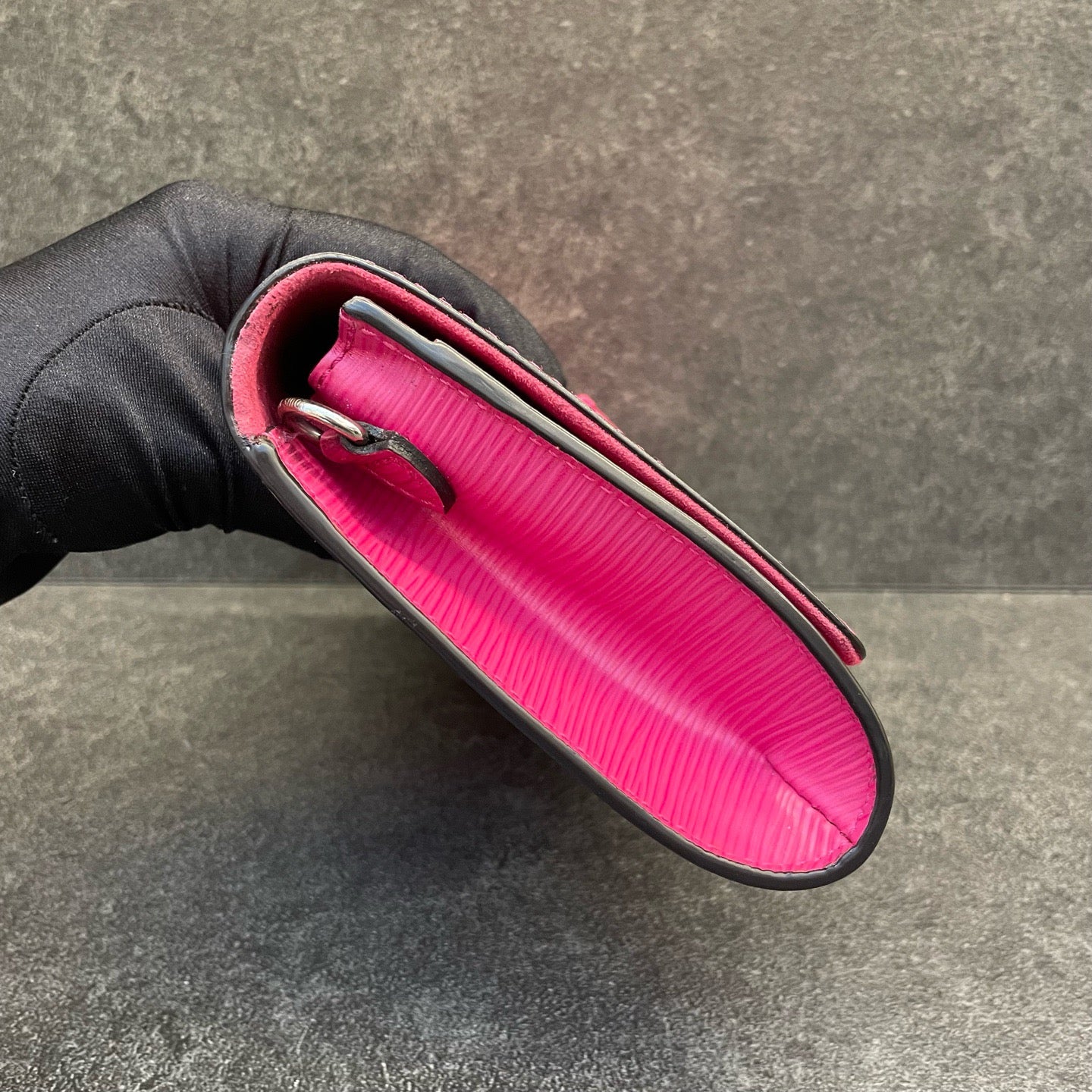 Louis Vuitton - Twist - Leather - Pink - (mini)