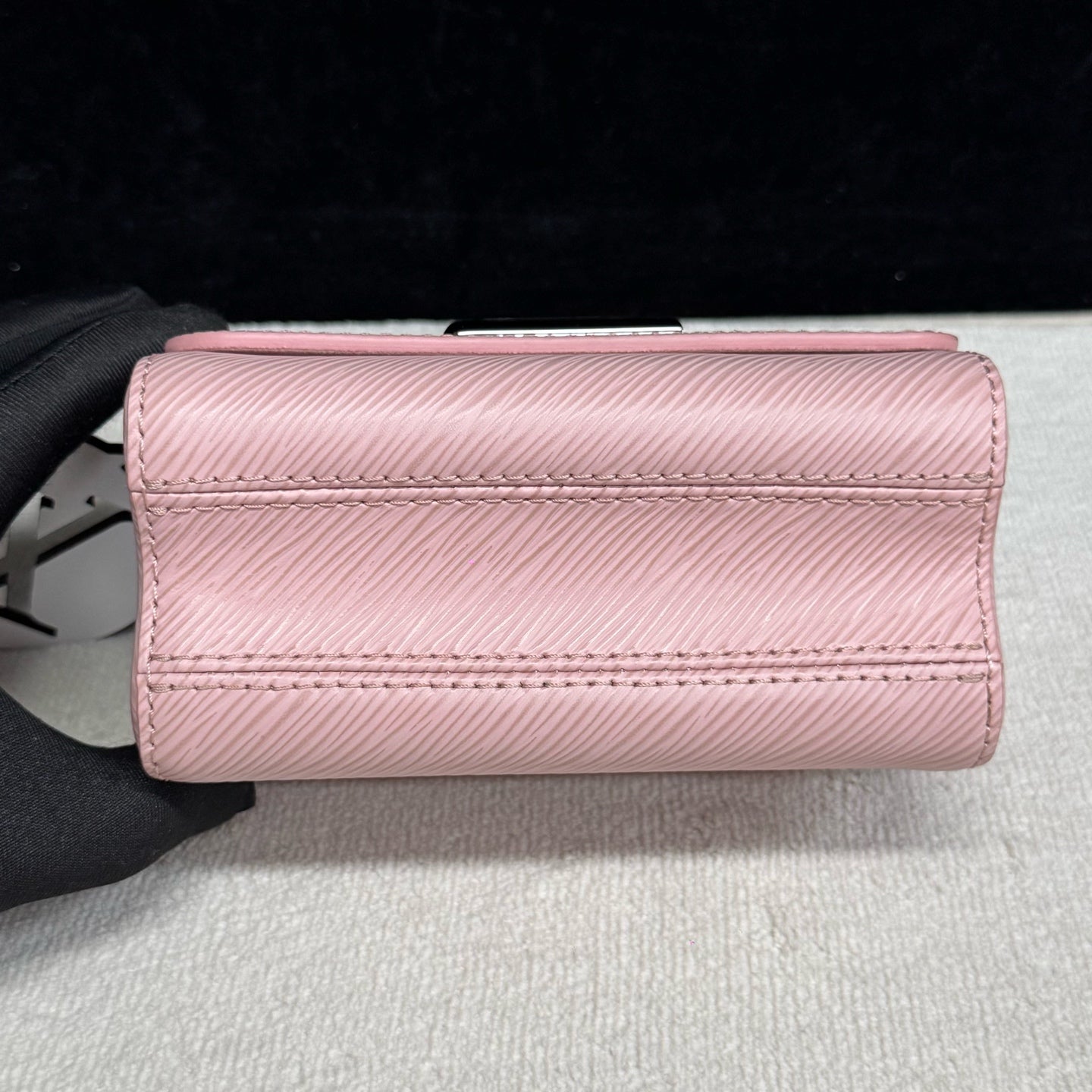 Louis Vuitton - Twist - Leather - Pink - (mini)