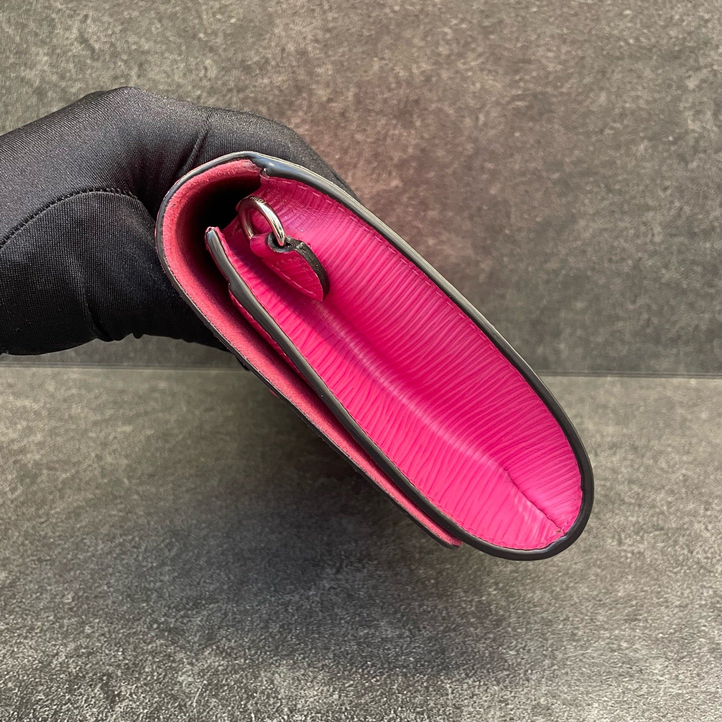 Louis Vuitton - Twist - Leather - Pink - (mini)