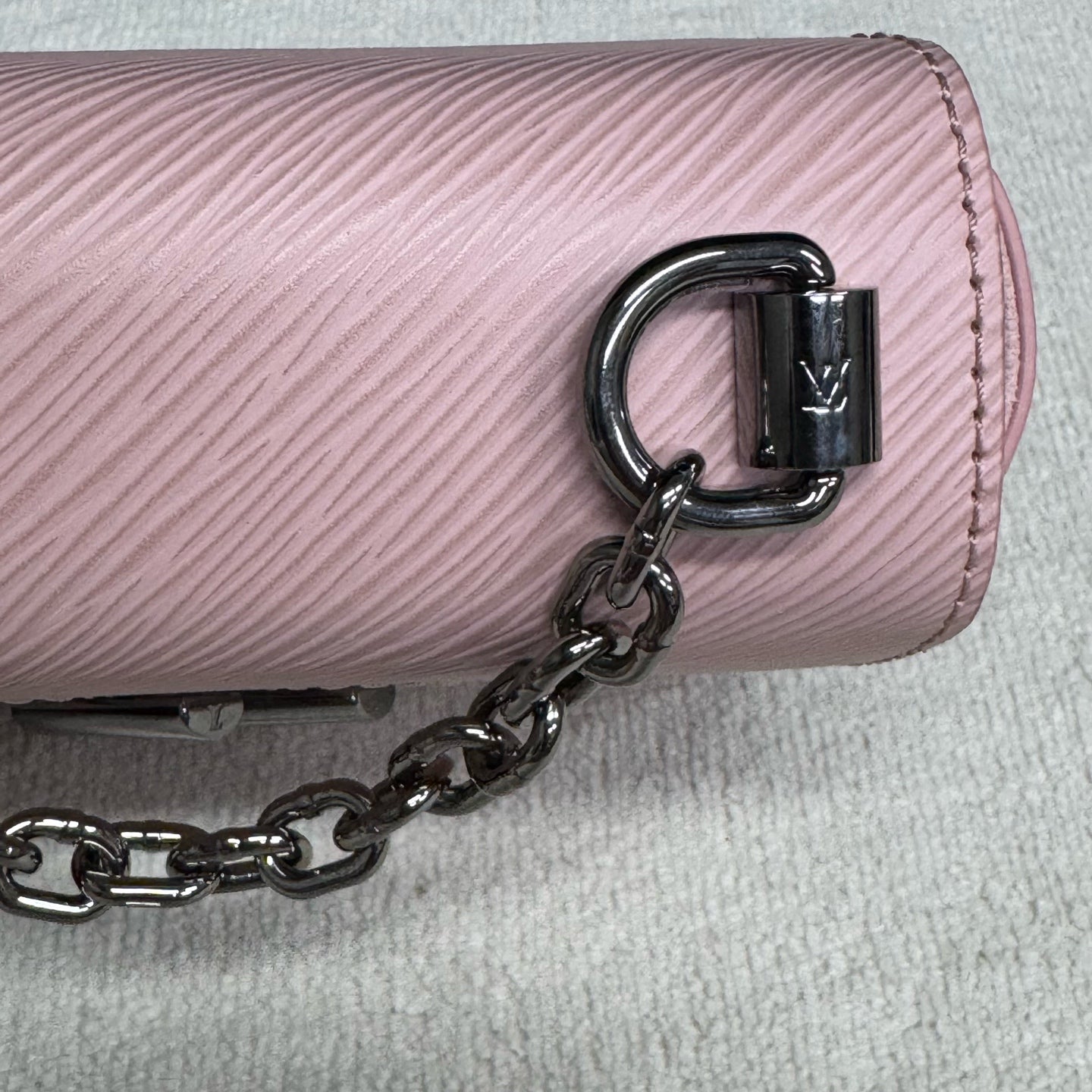 Louis Vuitton - Twist - Leather - Pink - (mini)