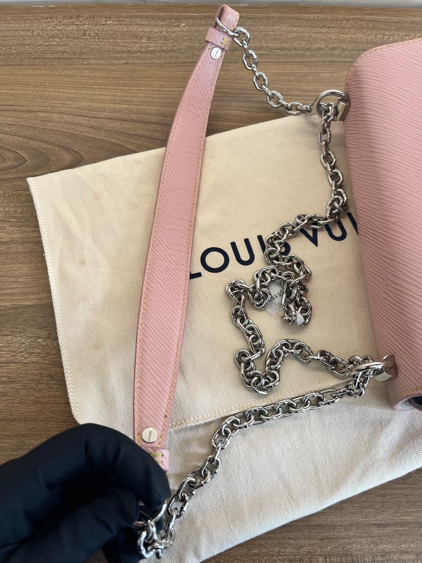 Louis Vuitton - Twist - Leather - Pink - (Small)