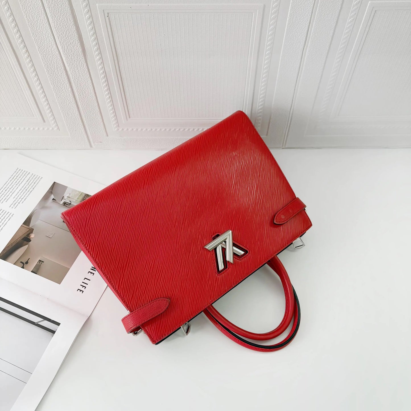 Louis Vuitton - Twist - Leather - Red - (large)
