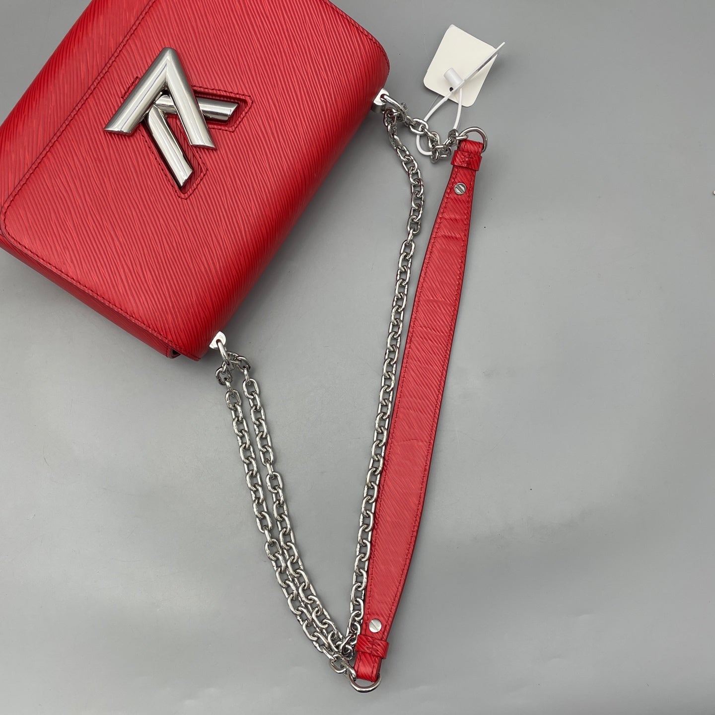 Louis Vuitton - Twist - Leather - Red - (medium)