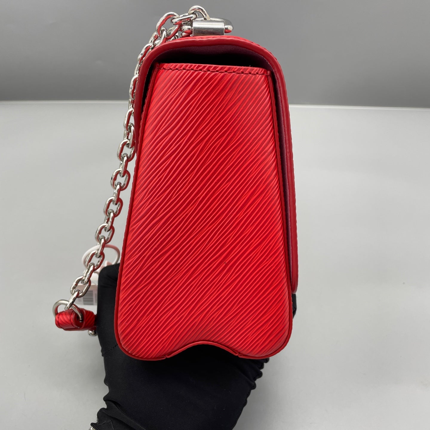 Louis Vuitton - Twist - Leather - Red - (medium)
