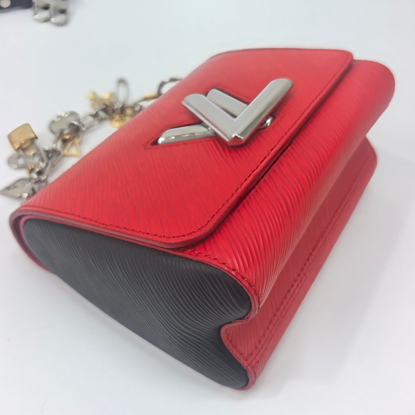 Louis Vuitton - Twist - Leather - Red - (mini)