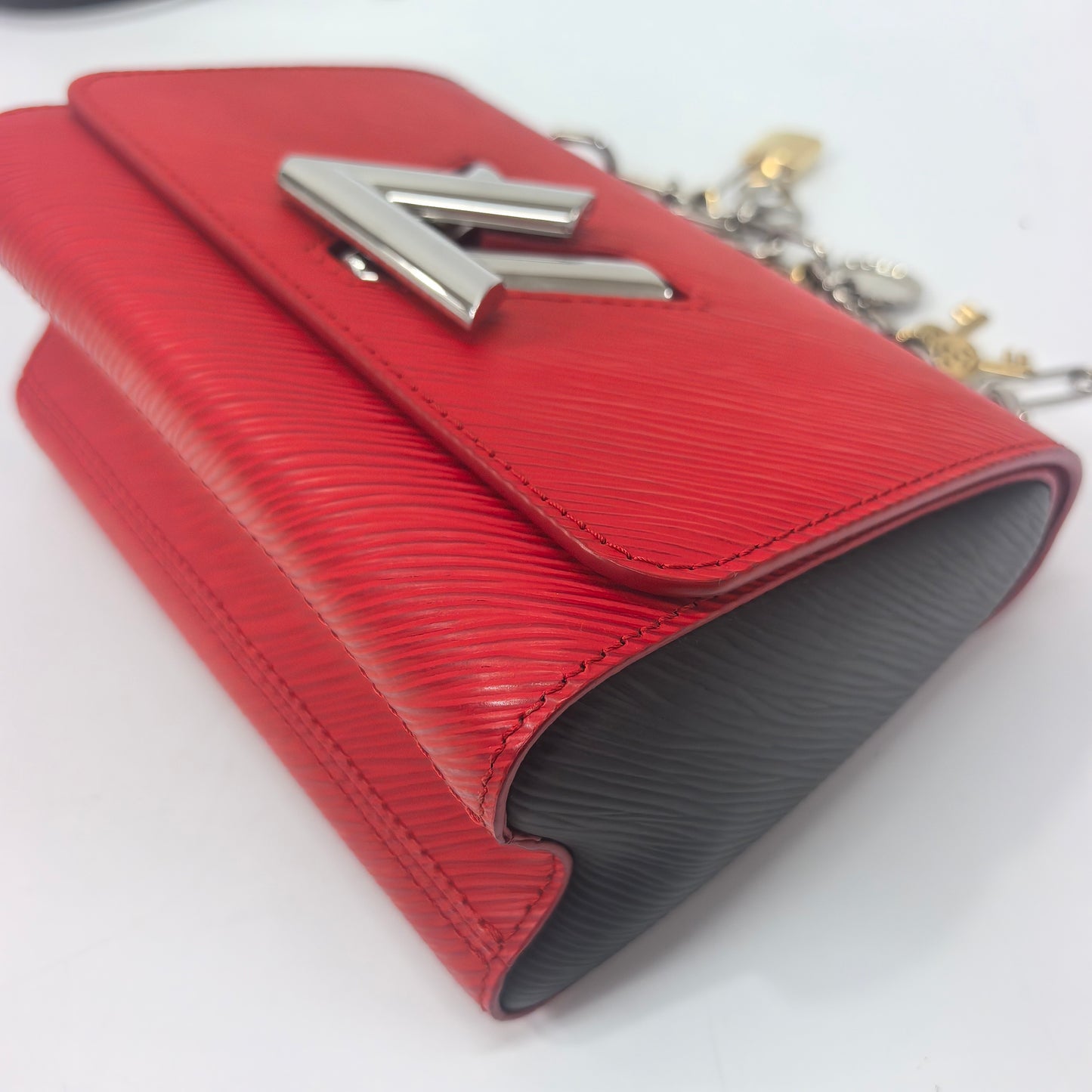 Louis Vuitton - Twist - Leather - Red - (mini)