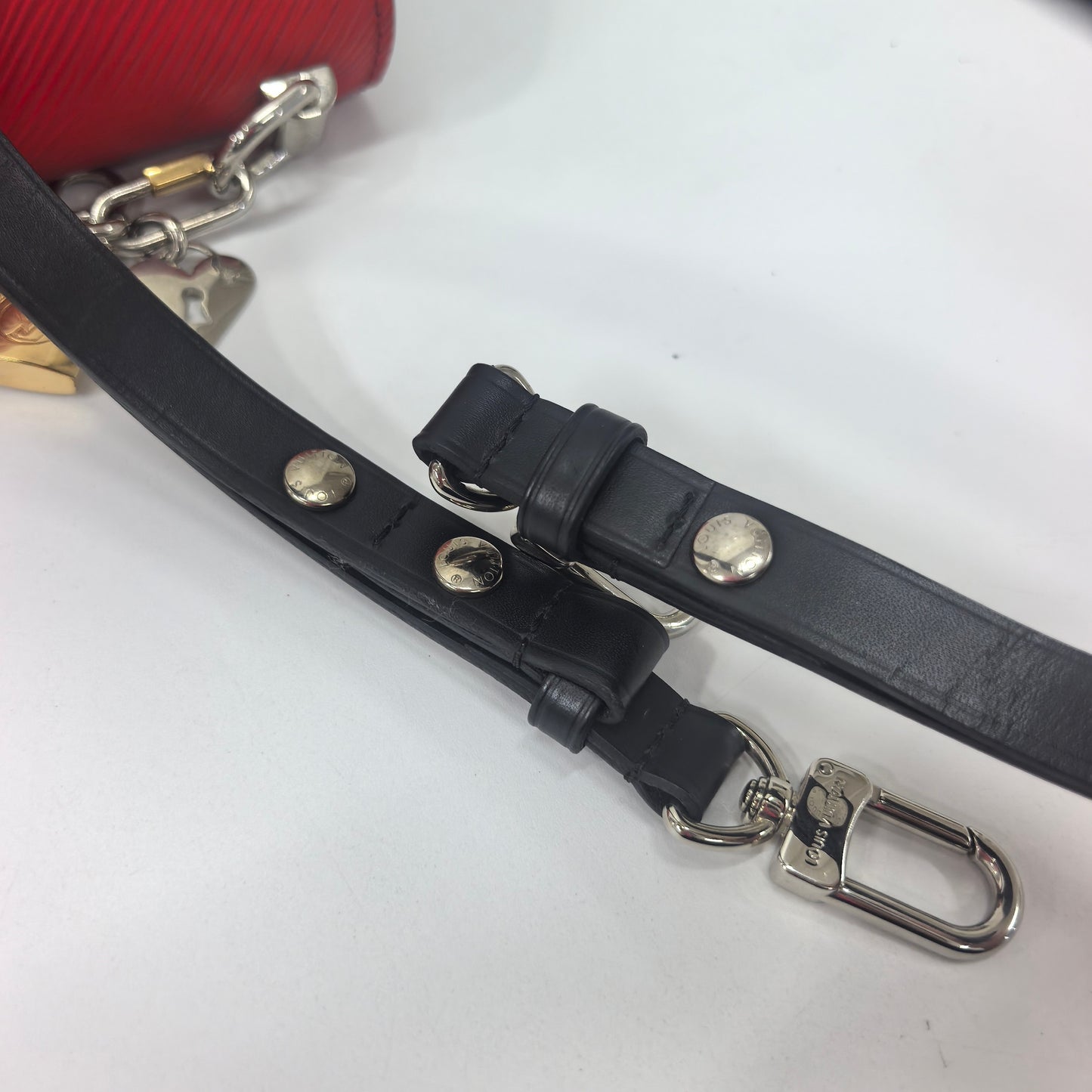 Louis Vuitton - Twist - Leather - Red - (mini)