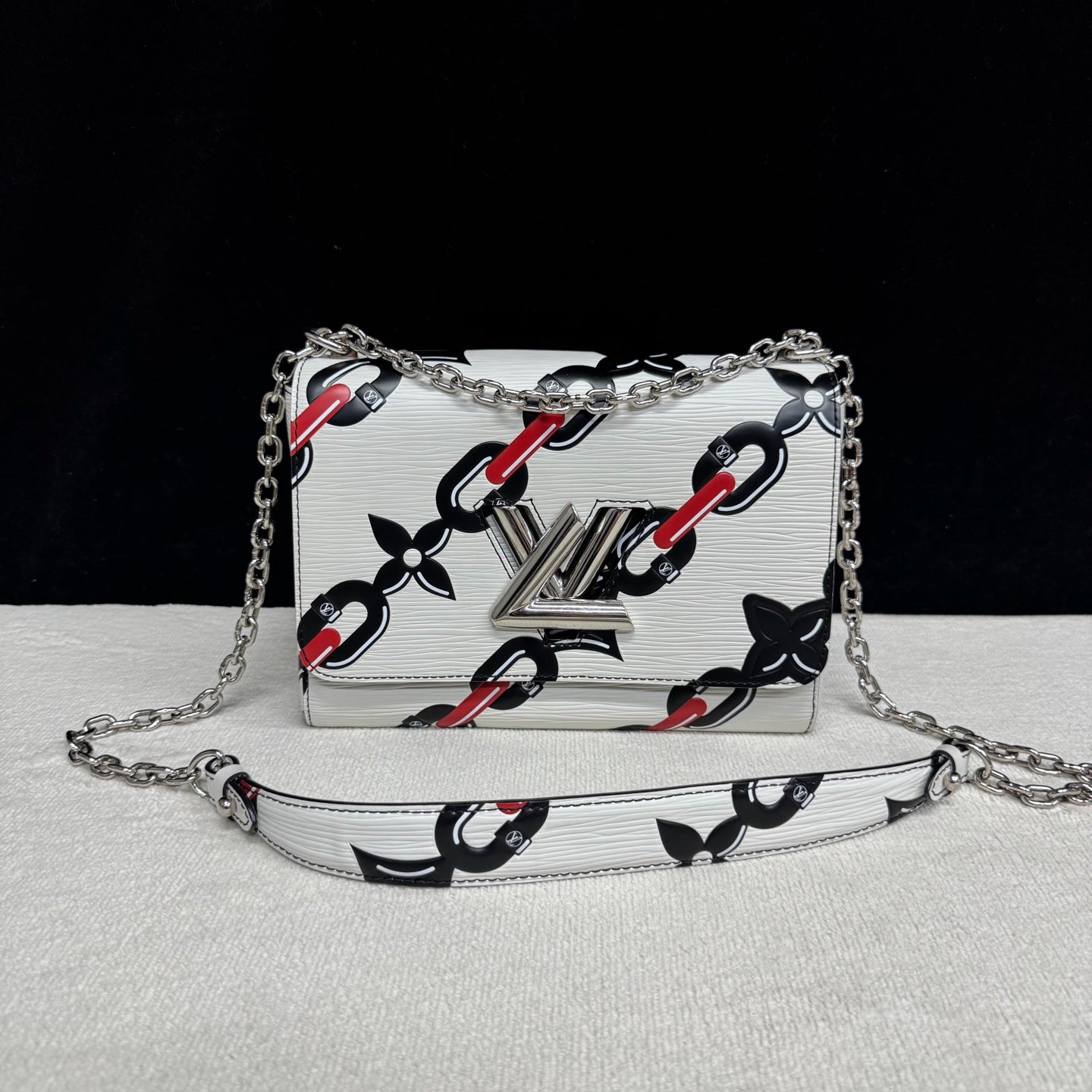 Louis Vuitton - Twist - Leather - White - (medium)