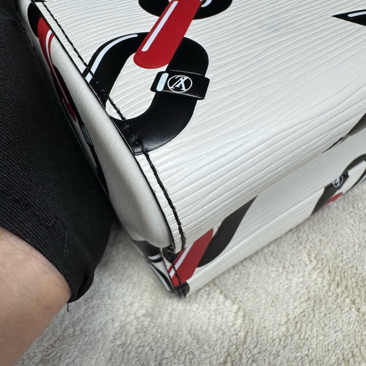Louis Vuitton - Twist - Leather - White - (medium)