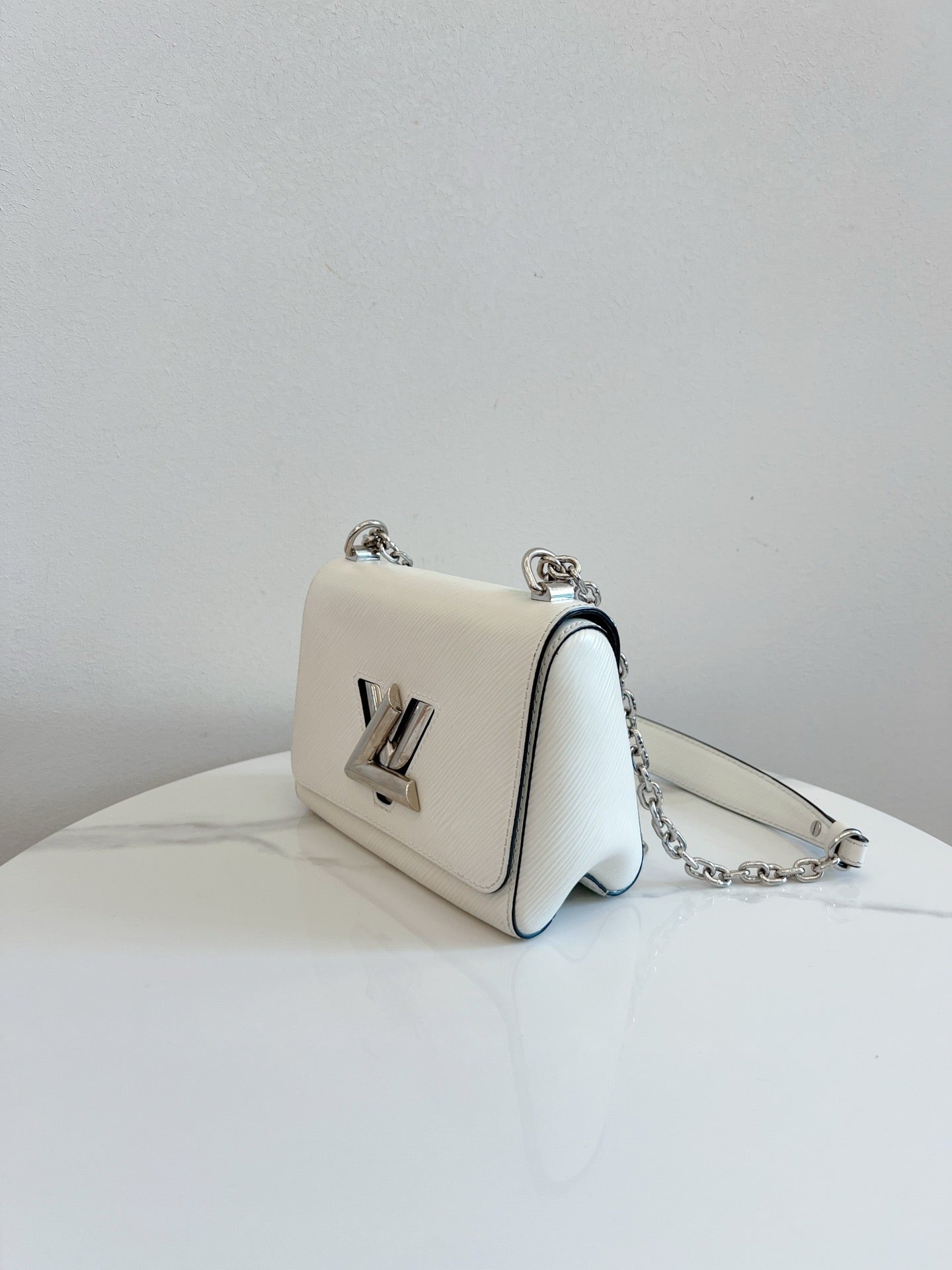 Louis Vuitton - Twist - Leather - White - (mini)