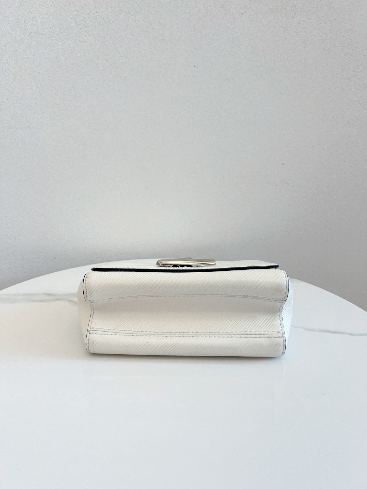 Louis Vuitton - Twist - Leather - White - (mini)
